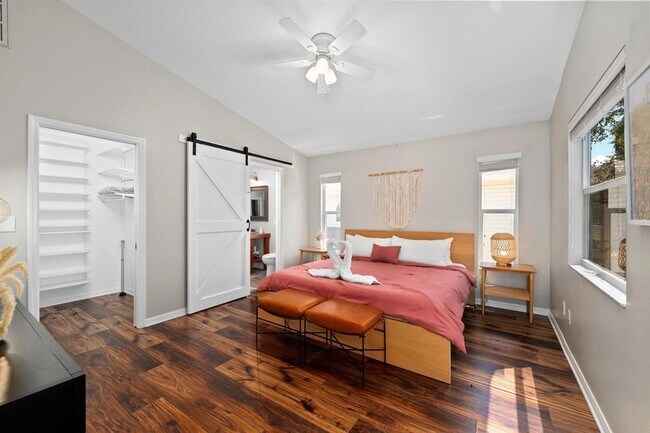 Building Photo - 506 Oceanview Ave