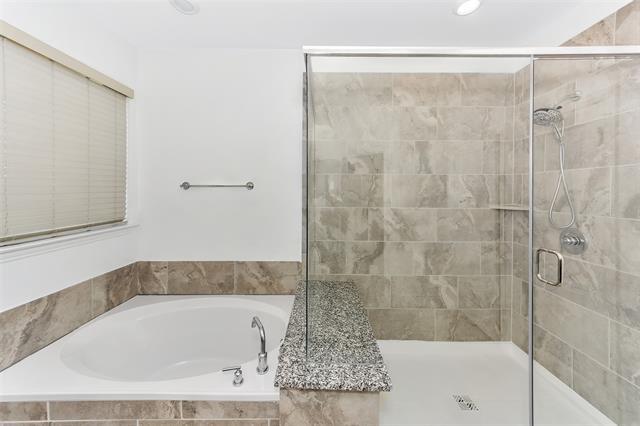 Building Photo - 1417 Eagle Feather Way