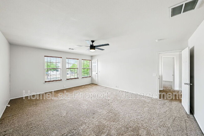 Building Photo - 3454 Kodiak Diamond