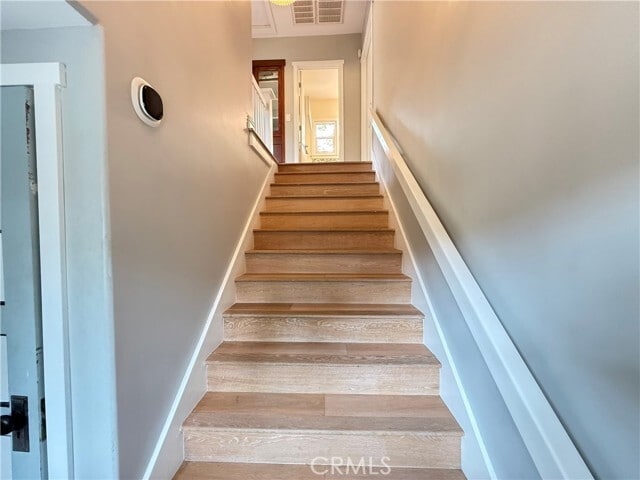 Building Photo - 1369 Hepner Ave