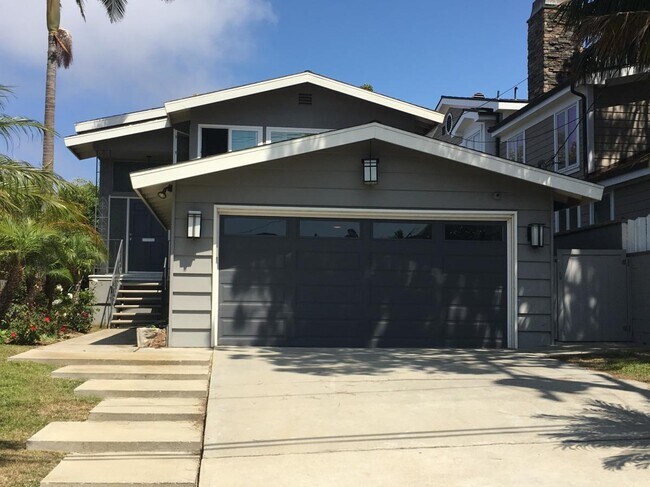 Quiet street in west Manhattan Beach - 506 Anderson St