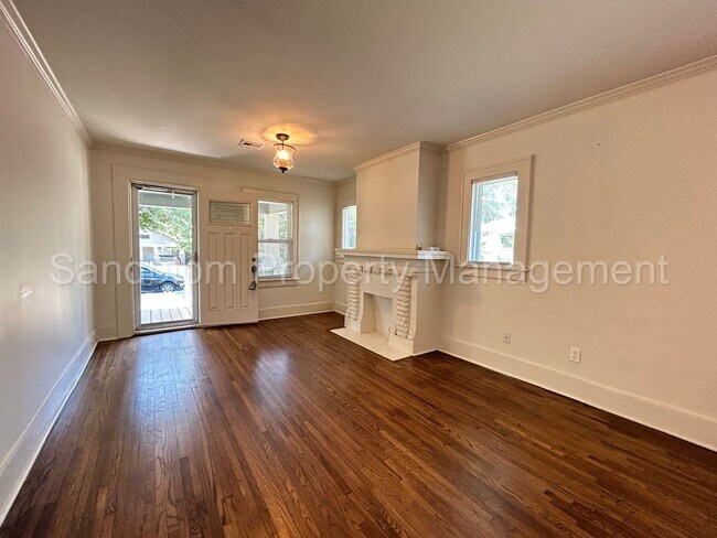 Building Photo - FOR LEASE | University of Tulsa | Availabl...