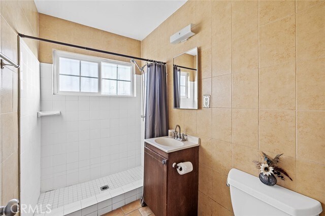 Building Photo - 330 W Laurel St