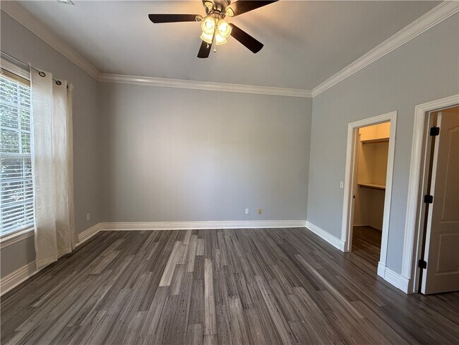 Building Photo - 422 J.T.L Pkwy