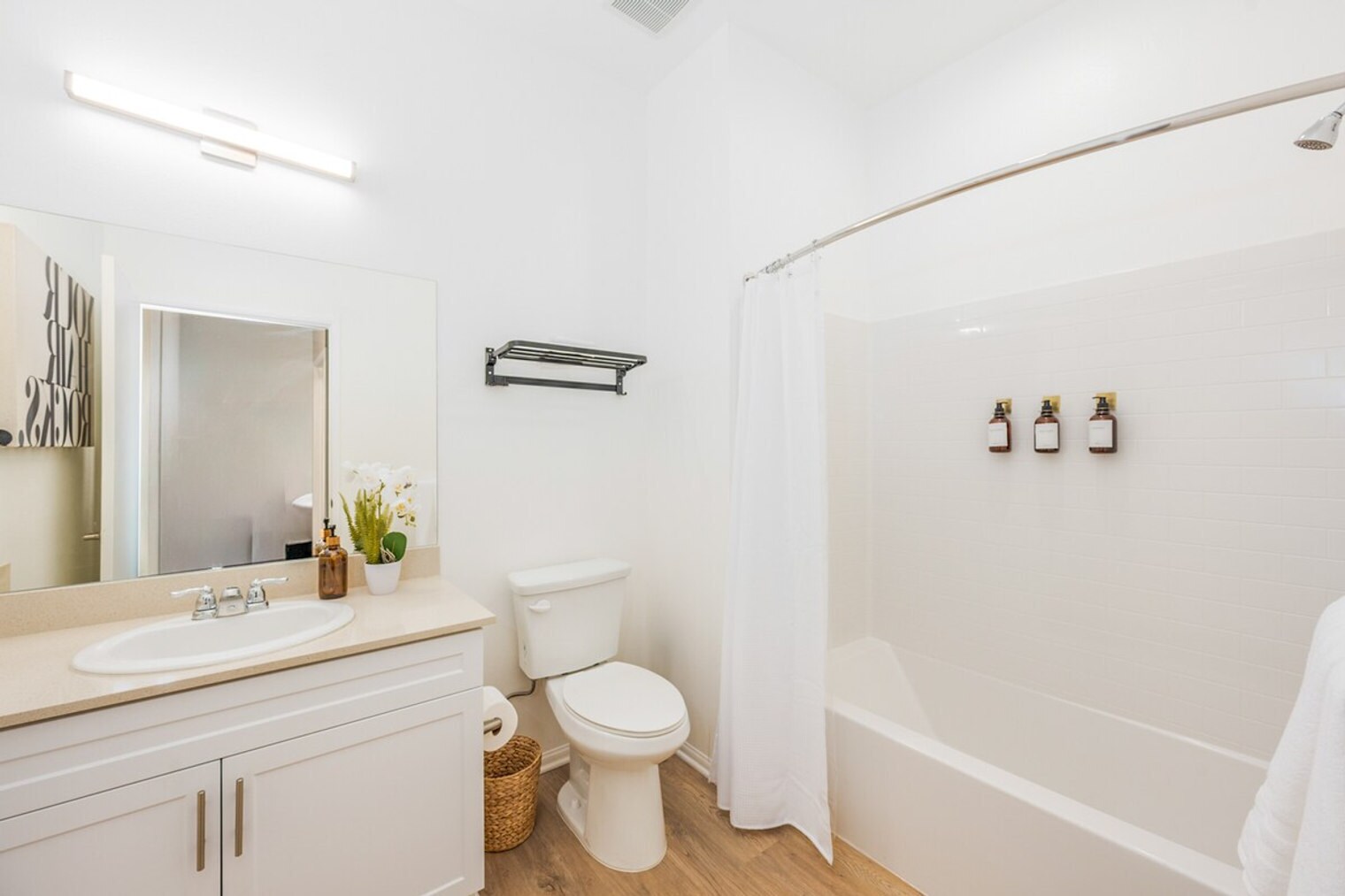 Building Photo - 3136 Meade Ave