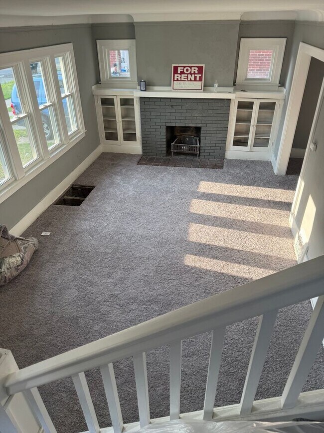 Building Photo - 12722 Birwood St