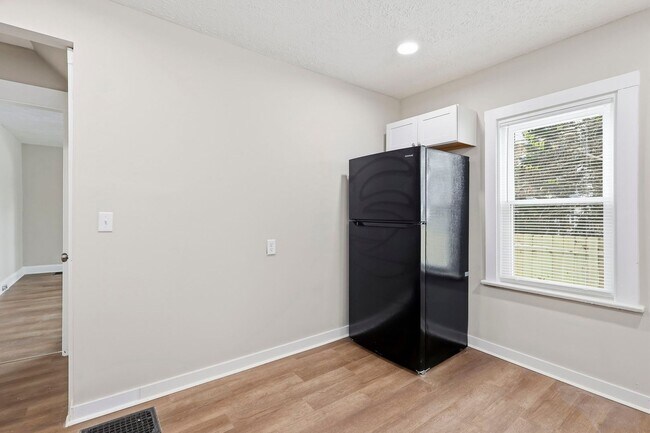 Building Photo - 783-785 S 18th St