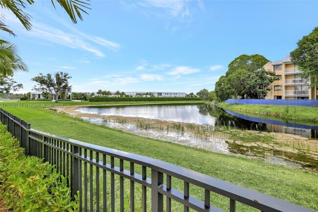 Building Photo - 16709 Botaniko Dr N