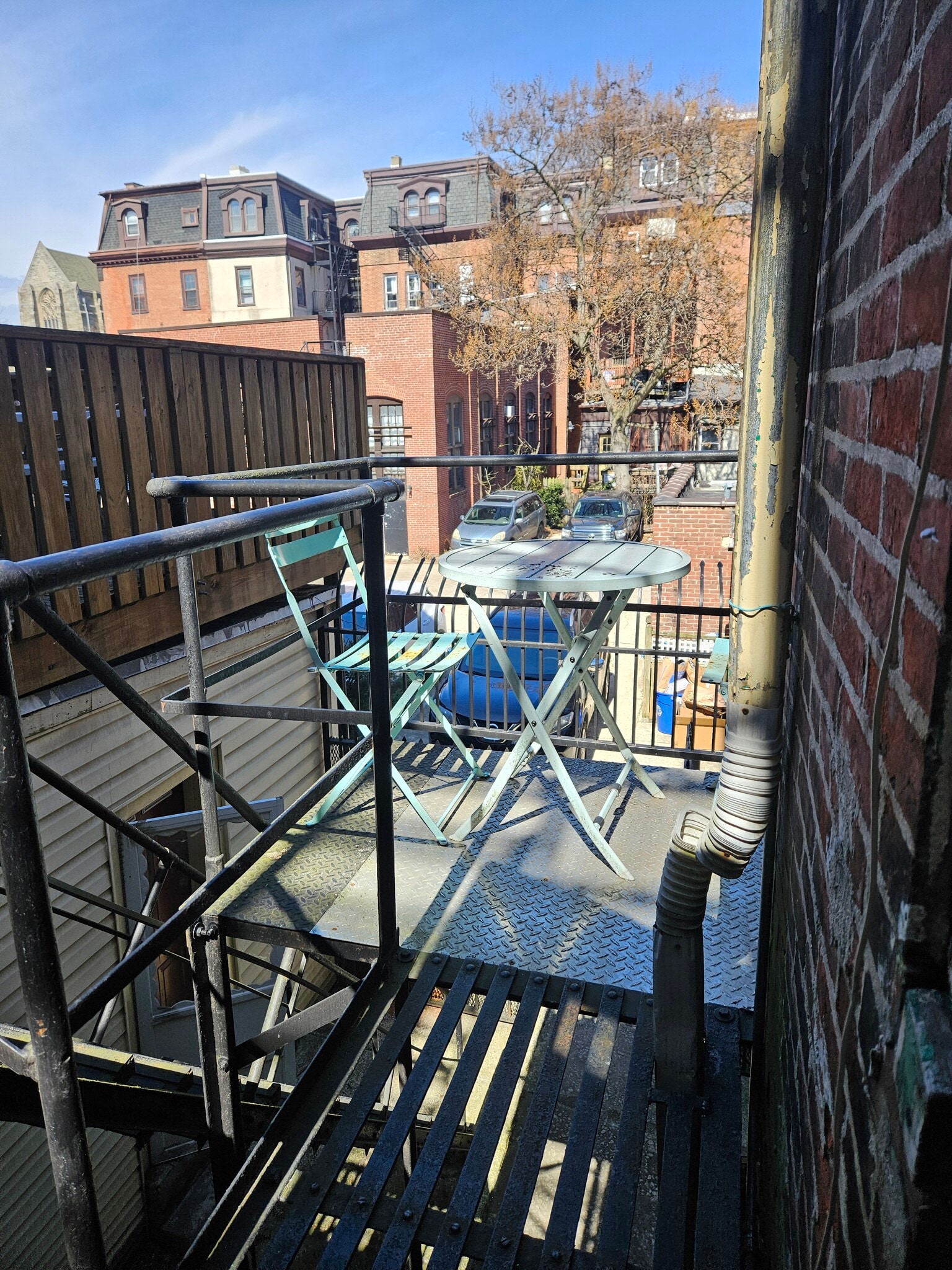 Balcony - 4109 Pine St