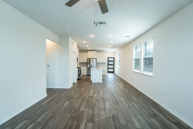 Building Photo - 838 Pepperbark Loop