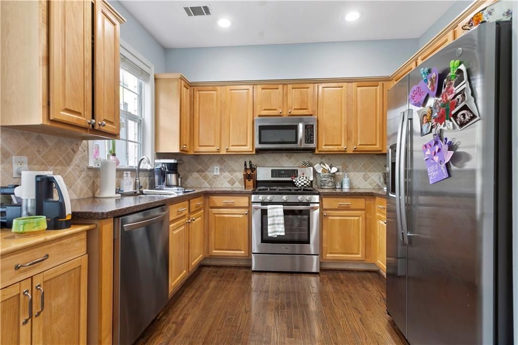 Building Photo - 2924 Wintercrest Way