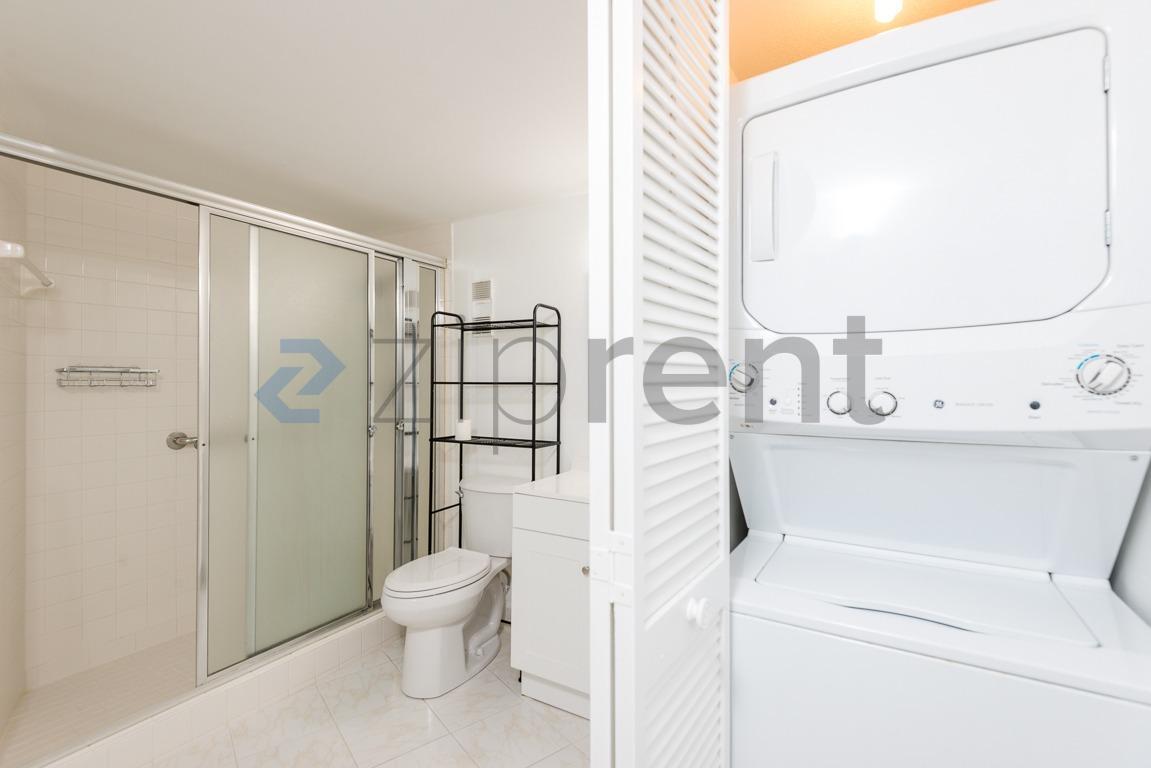 Building Photo - 7500 Sunshine Skyway Ln S