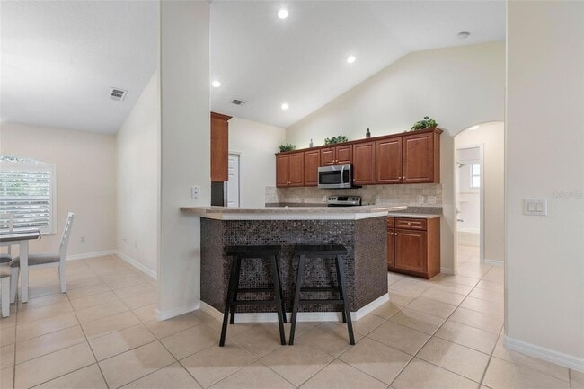Building Photo - 46 Fenwood Ln