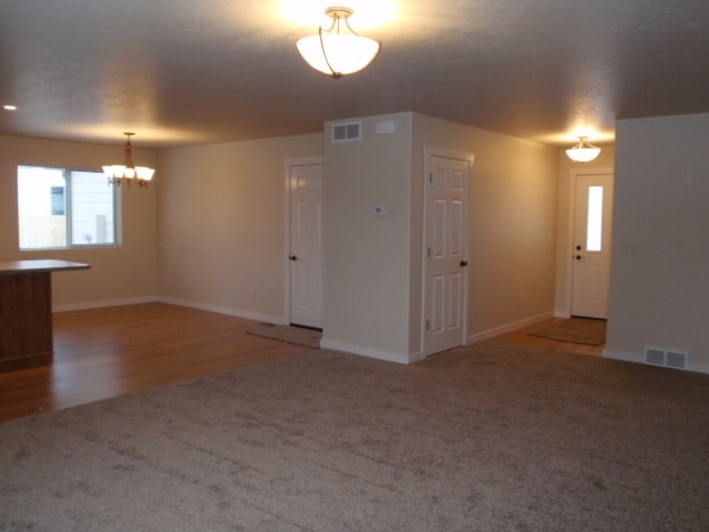 Building Photo - Half month free with a six month lease