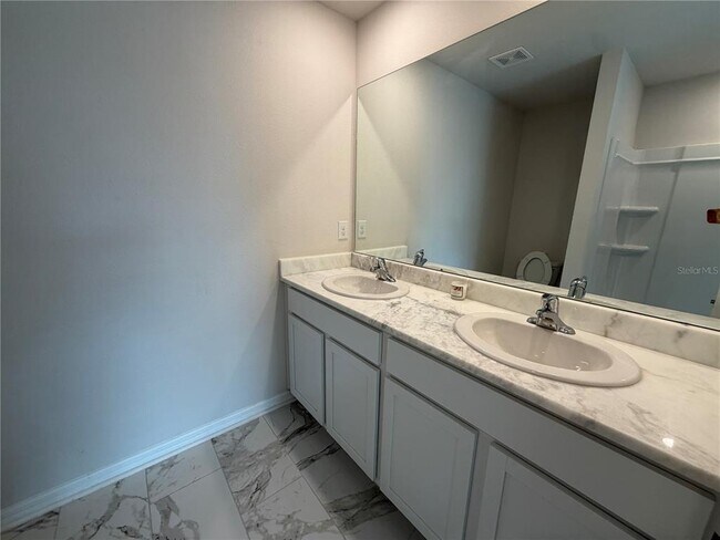 Building Photo - 5831 Silver Moonlight Dr
