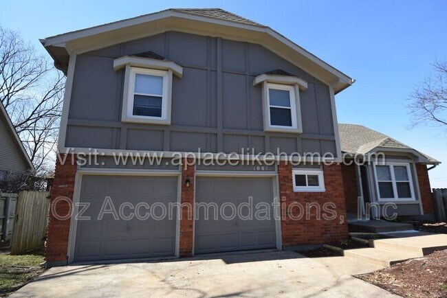 Building Photo - 1001 S Kenwood St