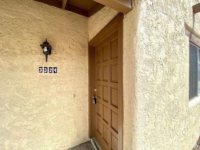 Building Photo - Huge Adobe 2 Bed/1Bath Adobe Townhome in C...