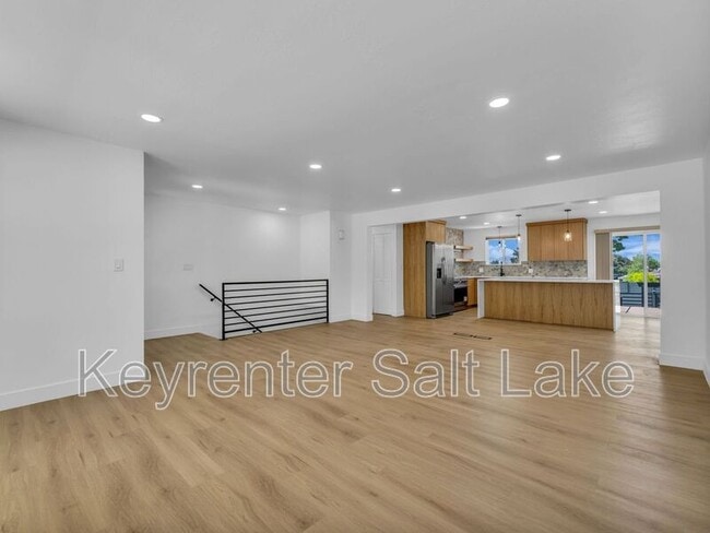 Building Photo - 7726 S 3500 E