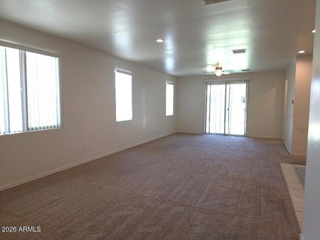 Building Photo - 10825 W Taylor St