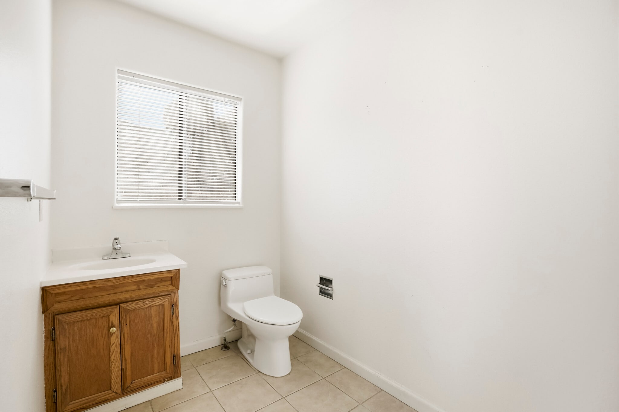 Half bath on main floor - 256 W Jefferson Ave