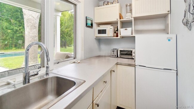 Building Photo - 9 Ocame Ave