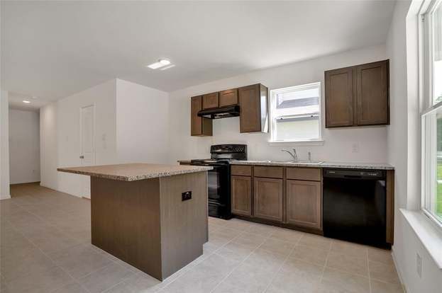 Building Photo - 26692 Pools Creek Dr