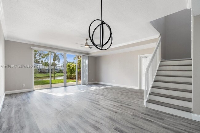 Building Photo - 152 Santa Barbara Way