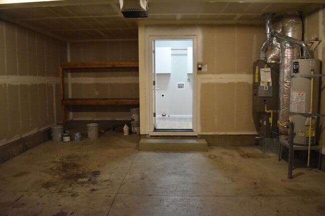 Building Photo - Large 4 bedroom two story home located on a dead end st.