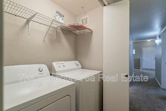 Building Photo - 3434 E Baseline Rd