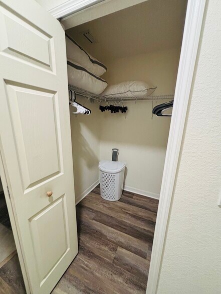 Master Bedroom - 17704 Gawthrop Dr