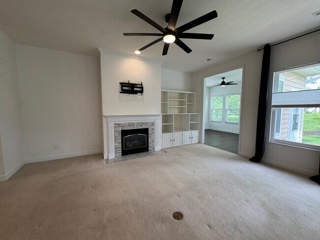 Building Photo - 10128 Sawtry Ln