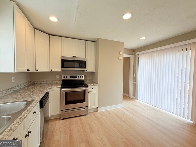 Building Photo - 1545 Orlando St SW