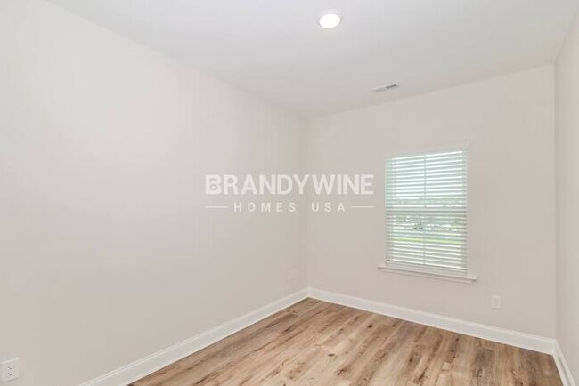 Building Photo - 1072 Wildflower Dr