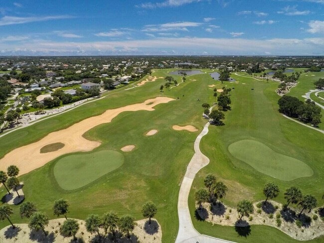 Building Photo - 112 Doolen Ct