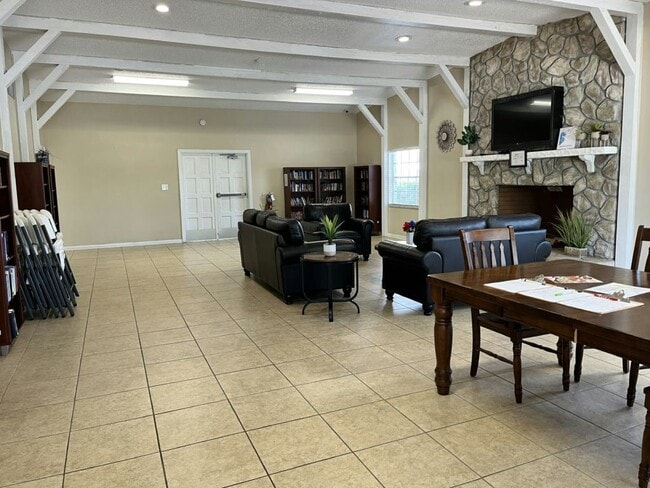 Building Photo - 2873 Wild Horse Rd