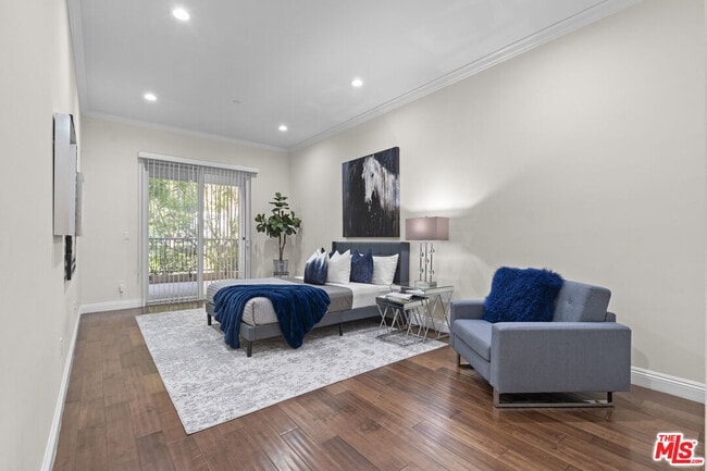 Building Photo - 4848 Wilshire Blvd