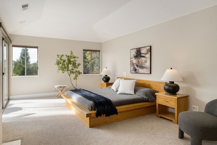 Building Photo - 4257 Golden Oak Ct