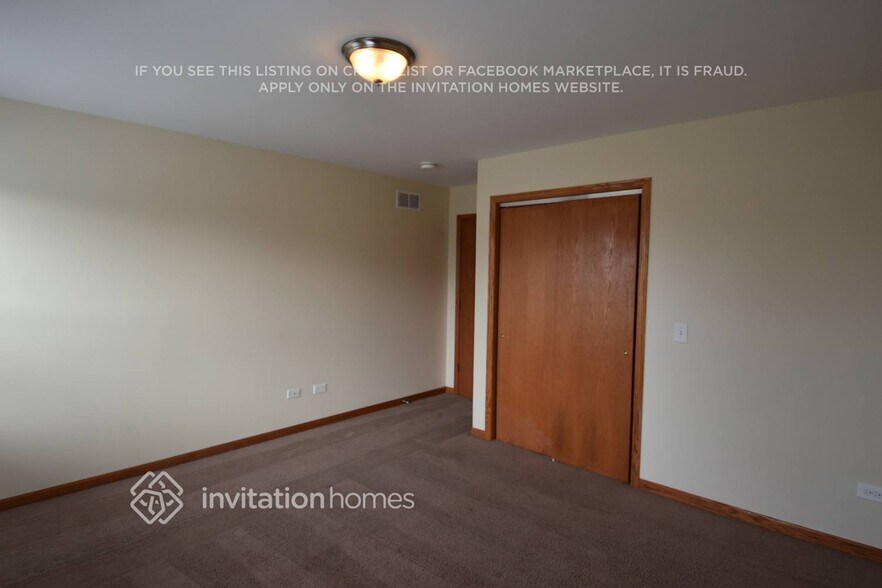 Building Photo - 1722 Mystic Dr