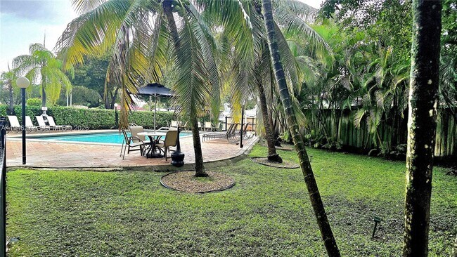 Building Photo - 2150 SW 16th Ave