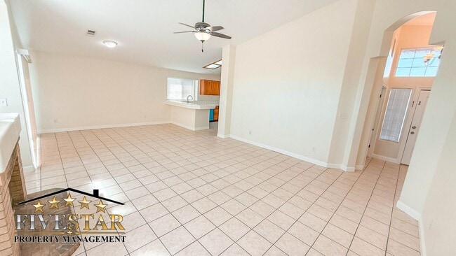 Building Photo - 7322 Cupio St
