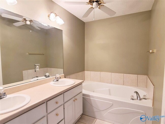 Building Photo - 5308 Frankford Dr SE