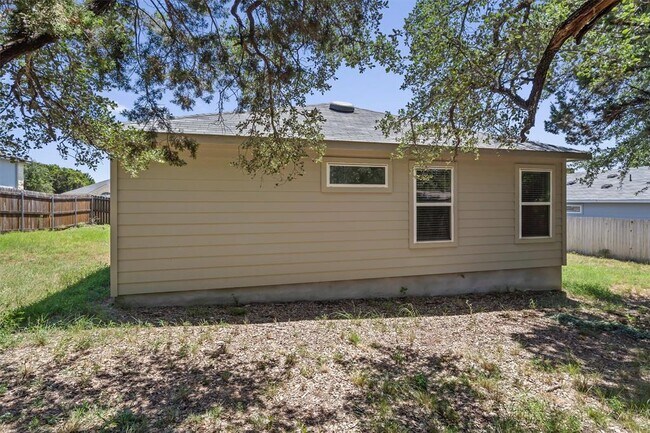 Building Photo - 3906 Crockett Ave