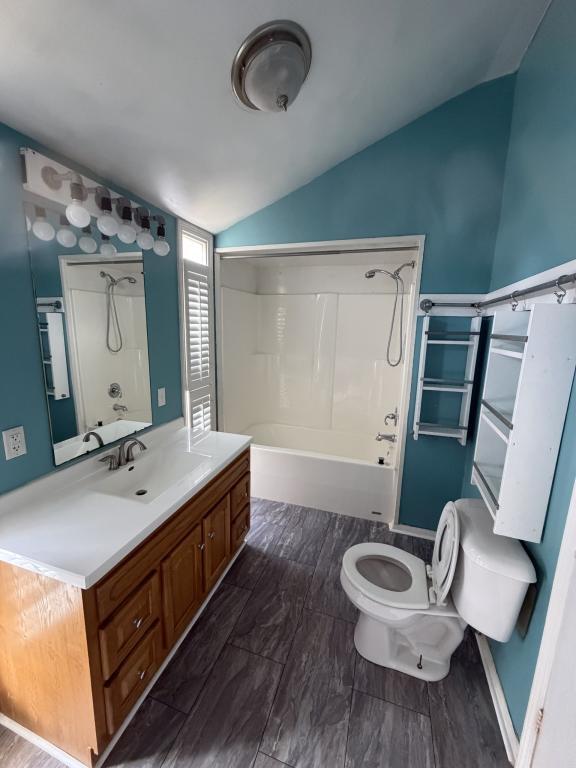 Building Photo - 2112 Herbert St