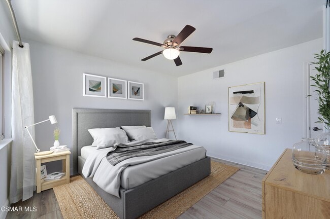 Building Photo - 28955 Oakpath Dr