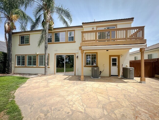 Building Photo - 32920 Northshire Cir