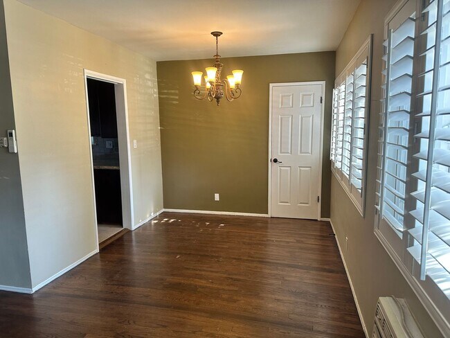 Building Photo - Valley Spring, 11339-11345