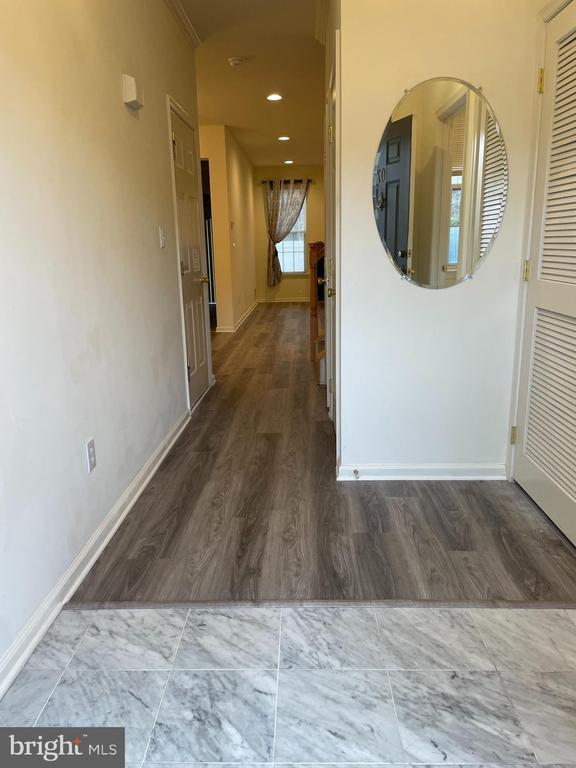 Building Photo - 107 Warwick Rd