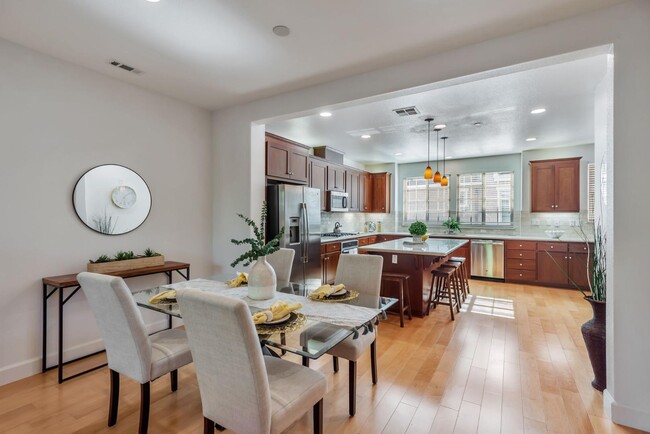 Building Photo - 5 Artisan Way