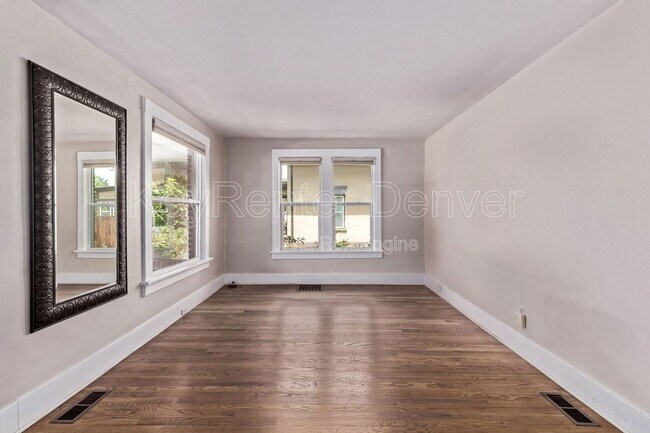 Building Photo - 4654 N Bryant St