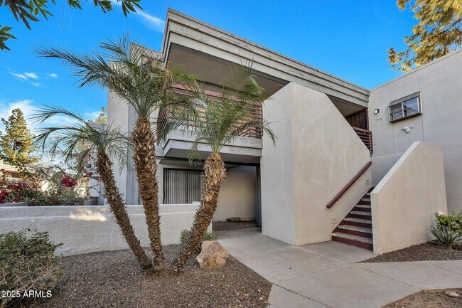 Building Photo - 3405 W Danbury Dr